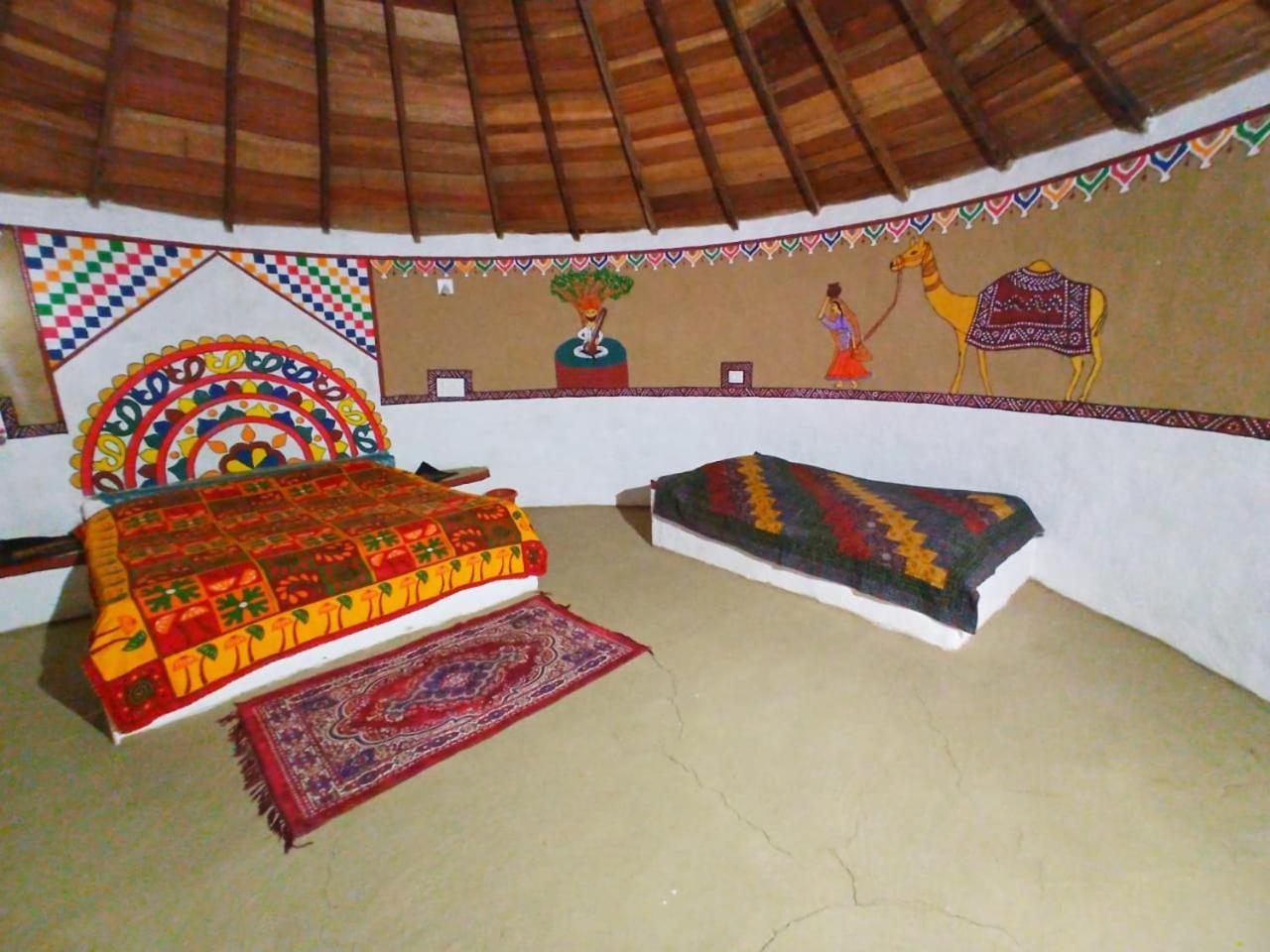Banni Village Resort - Rann Of Kutch Bherandiala Luaran gambar