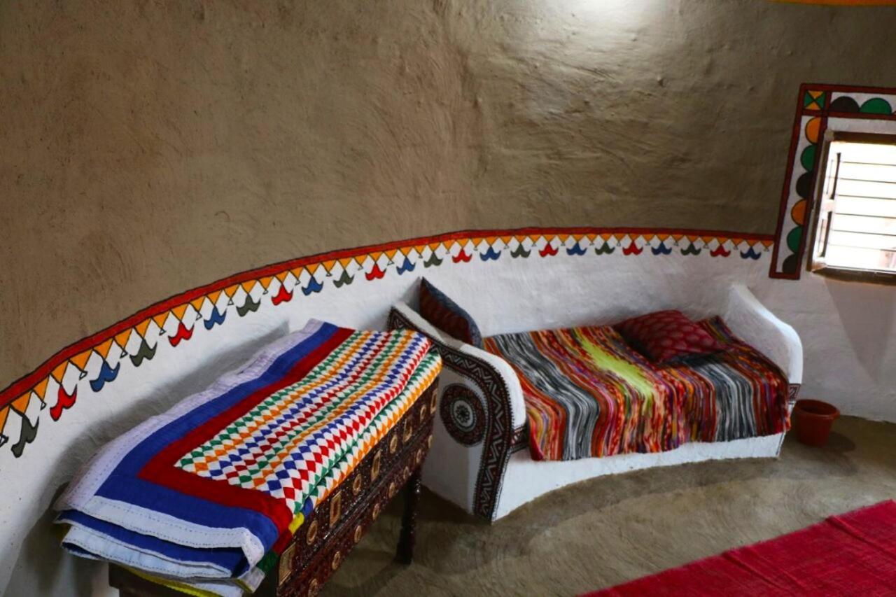 Banni Village Resort - Rann Of Kutch Bherandiala Luaran gambar