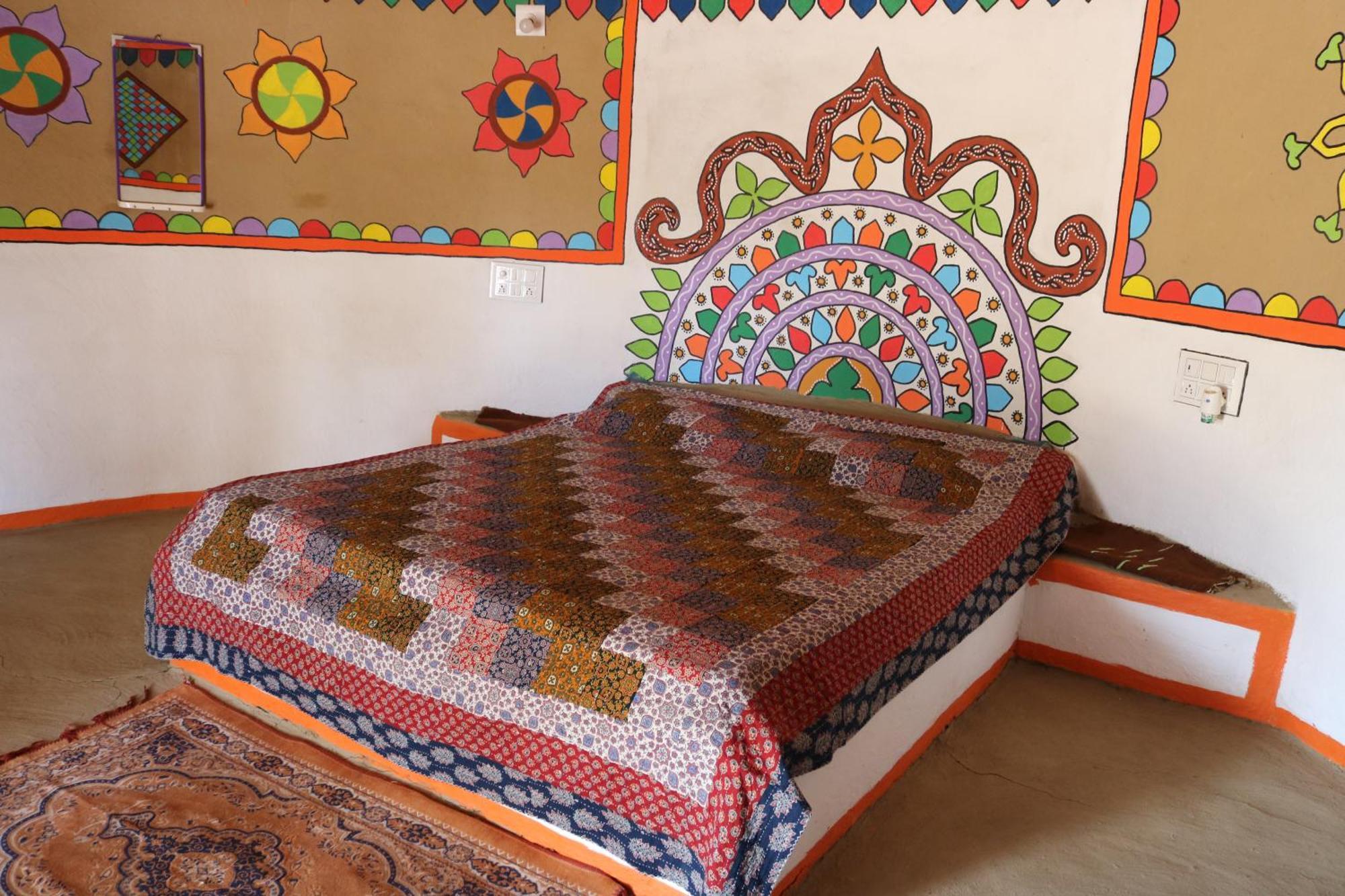 Banni Village Resort - Rann Of Kutch Bherandiala Luaran gambar