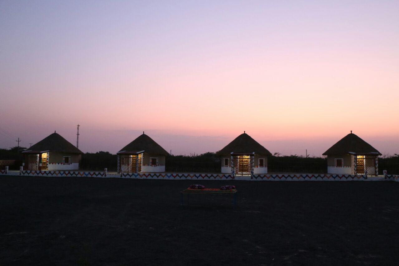 Banni Village Resort - Rann Of Kutch Bherandiala Luaran gambar